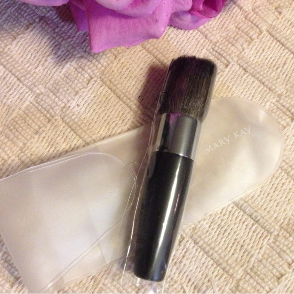 🔥LAST ONE🔥 New Mary Mineral Foundation Makeup Brush Essential Tool